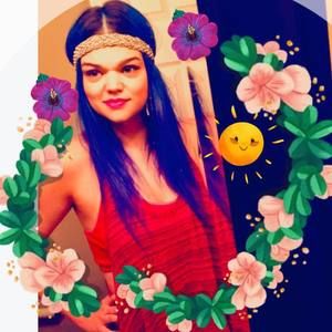 Meet your Posher, Leigh-